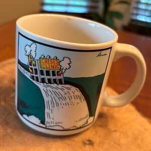 Gary Larson The Far Side "Crisis Mug" 1982